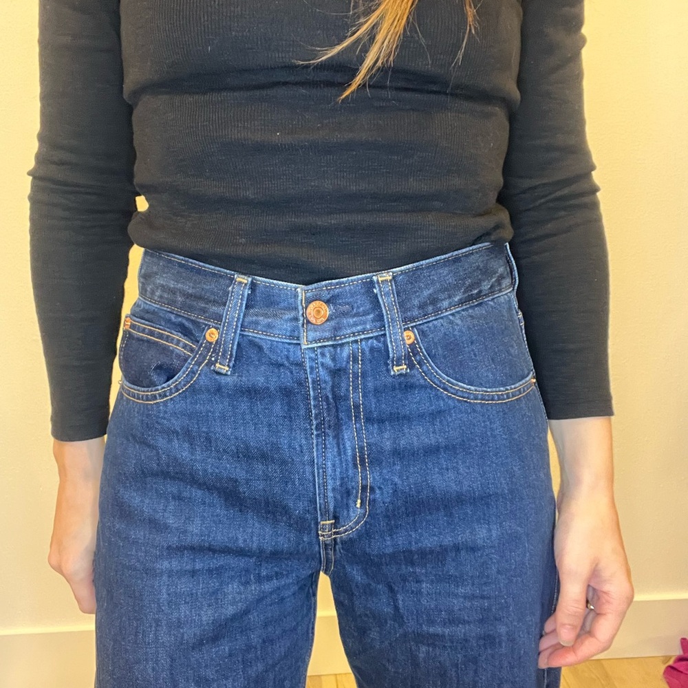 GAP Dark Blue Women's high-rise barrel Jeans - Picture 9 of 10
